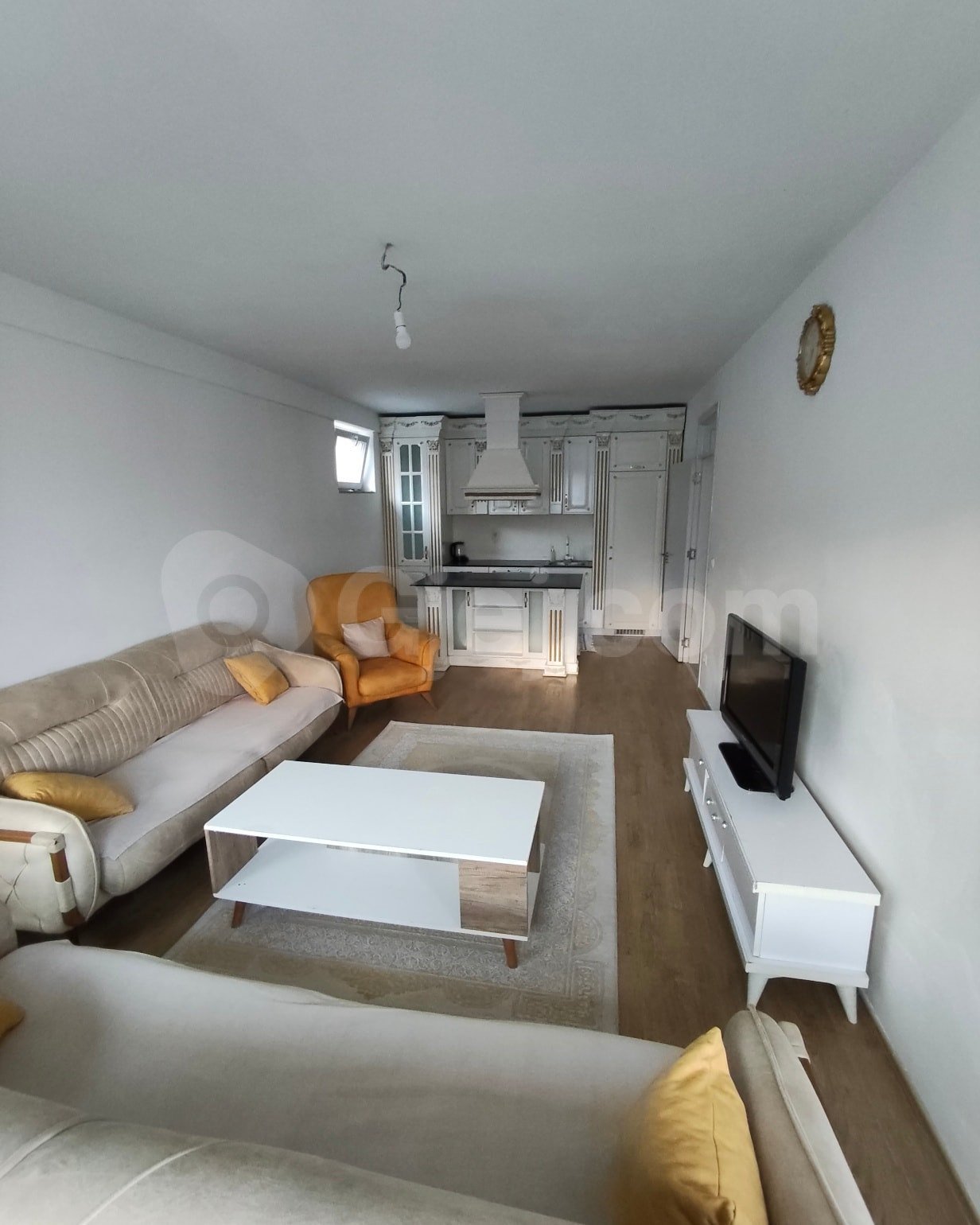 Banesë në #shitje me Fletë Poseduese në Fushë Kosovë