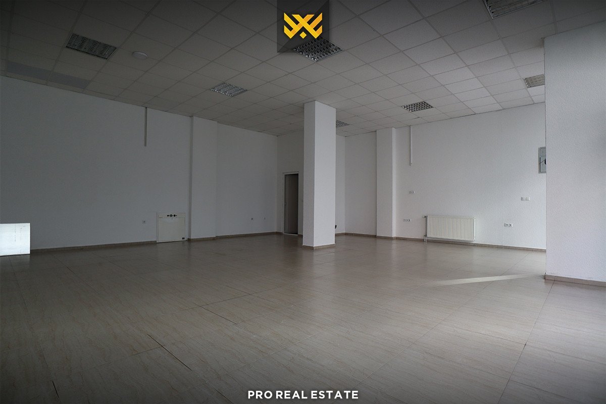 Lokal 114.63m² me QIRA te Rruga C