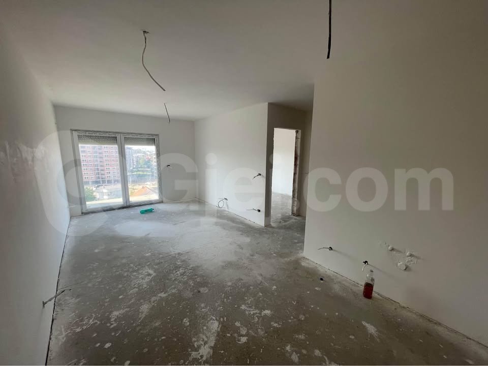 Banesë në #shitje në Fushë Kosovë