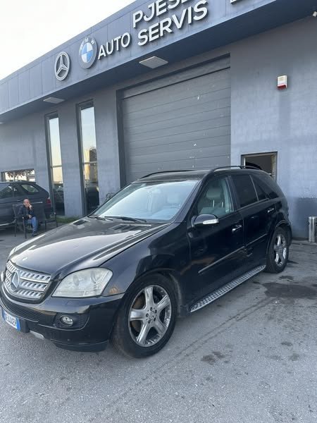 Mercedes ML 320 d per pjes