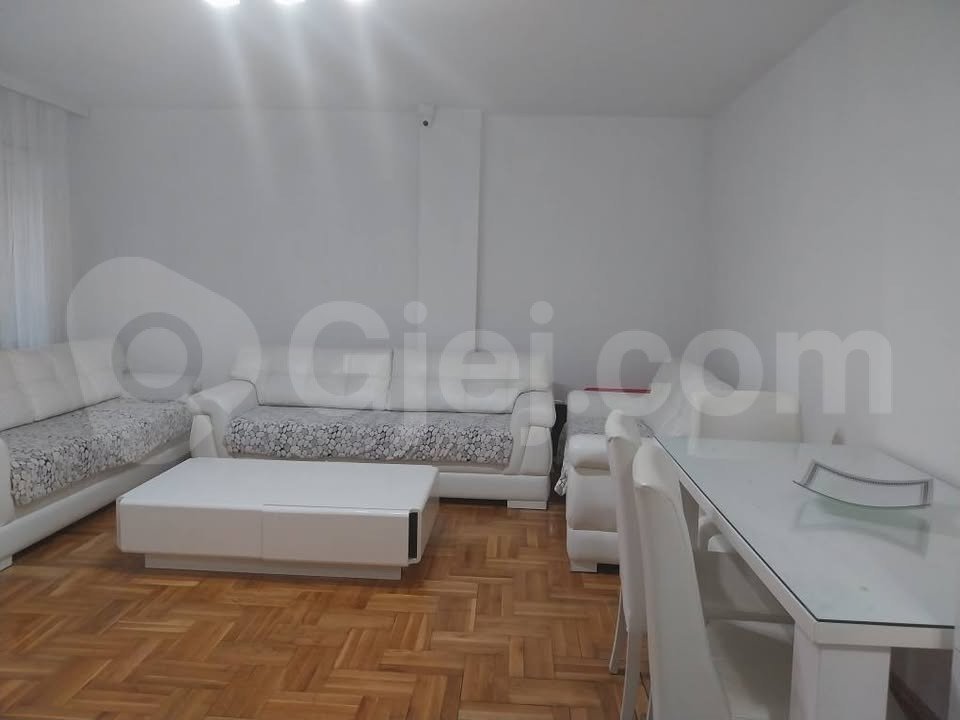 Banesë në #shitje në Fushë Kosovë