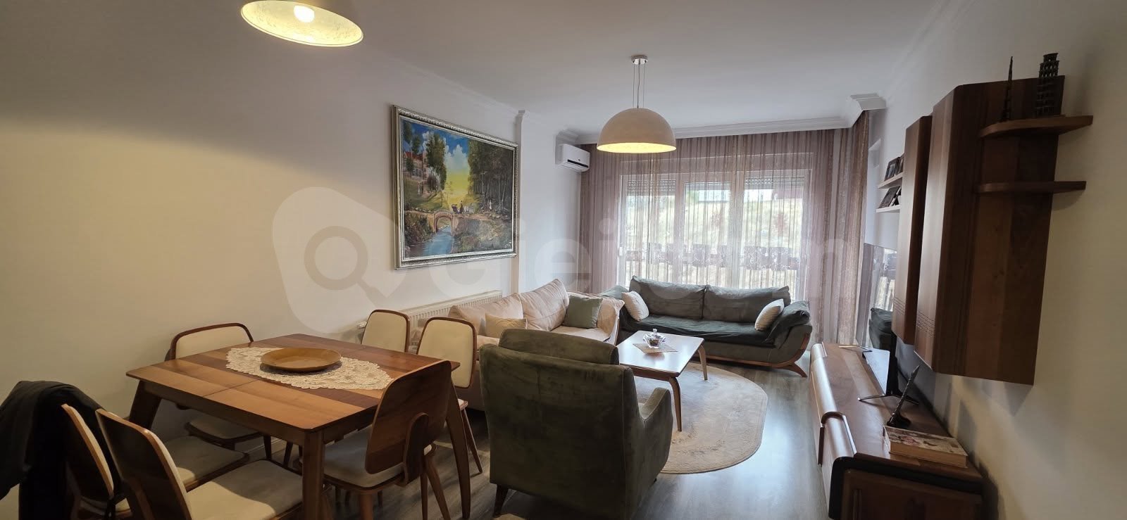 Banesë në #shitje në Kalabri(Emshir)