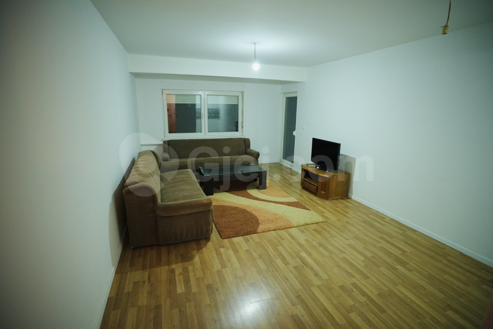 Banesë në #shitje në Lagjen Mati 1