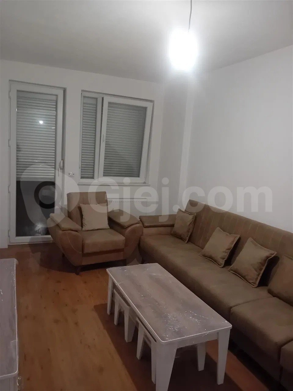 Banesë në #shitje në Fushë Kosovë