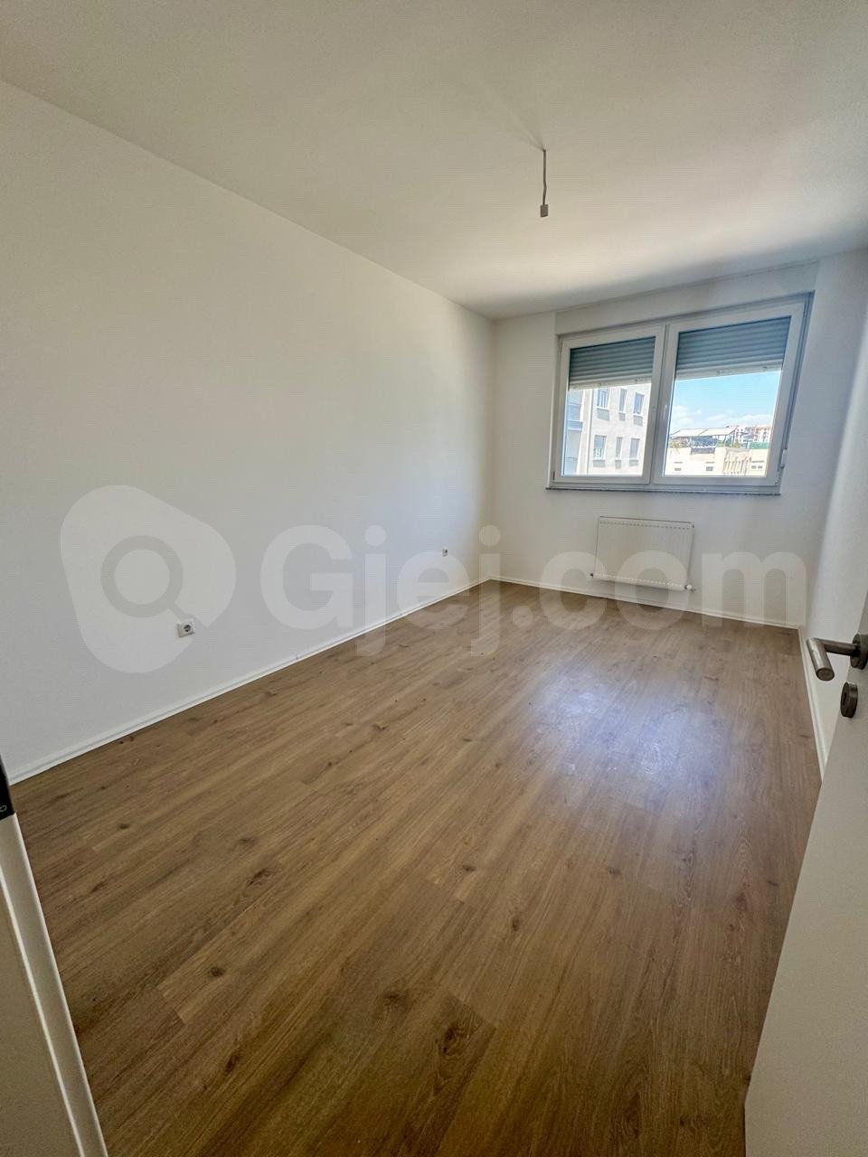 Banesë në #shitje në Lagjen Mati 1