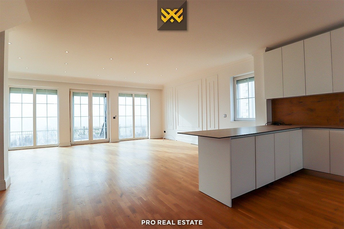 Dy Shtëpi për shitje - Lagjja Chelsea Point