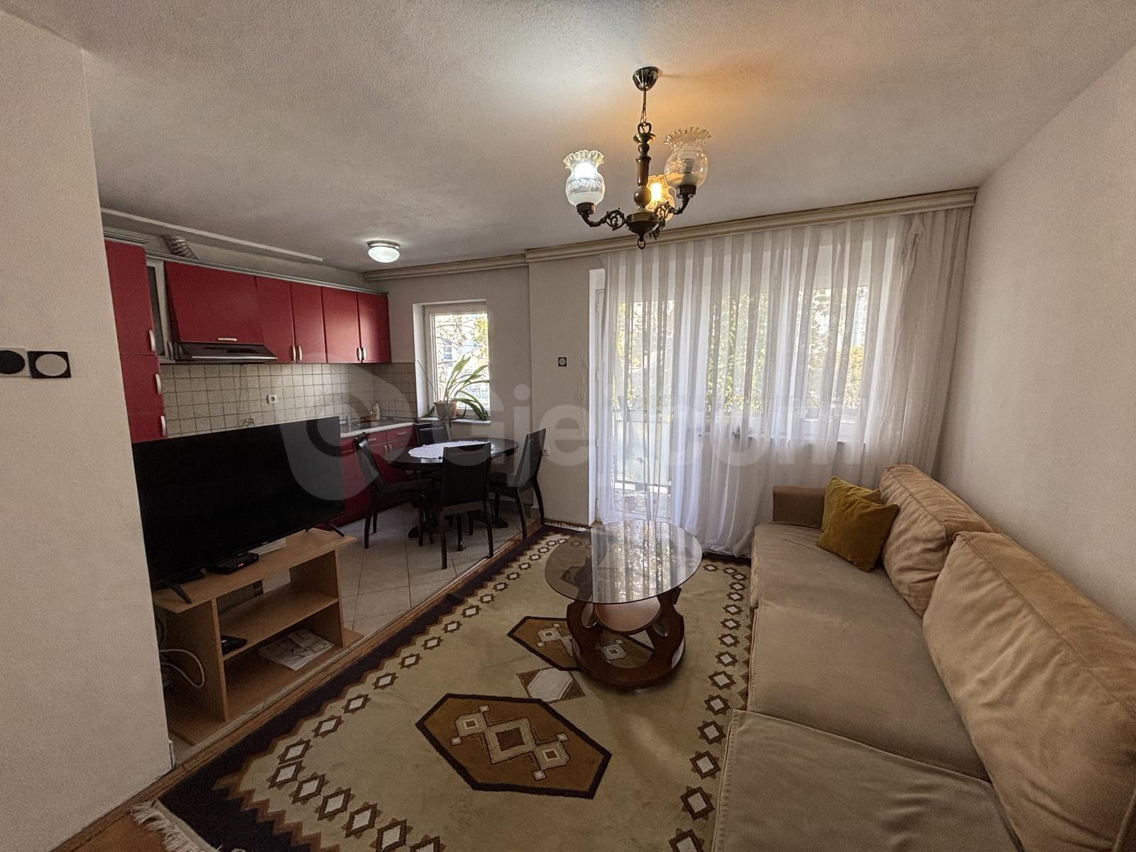 BANESË ME QIRA 1+1 NË ULPIANË