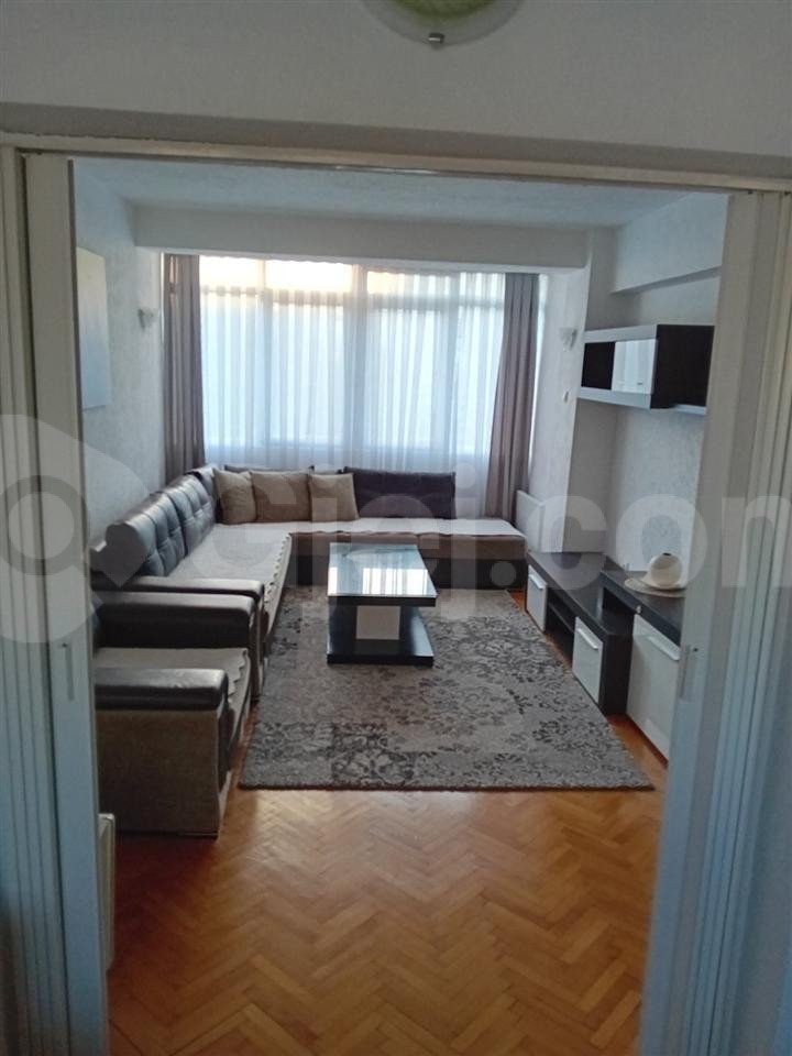 BANESË ME QIRA 1+1 NË ULPIANË