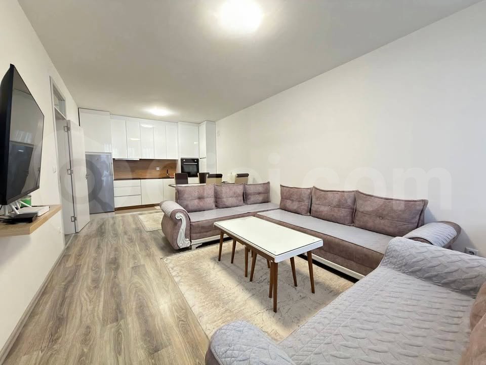 Banesë në #shitje në Fushë Kosovë