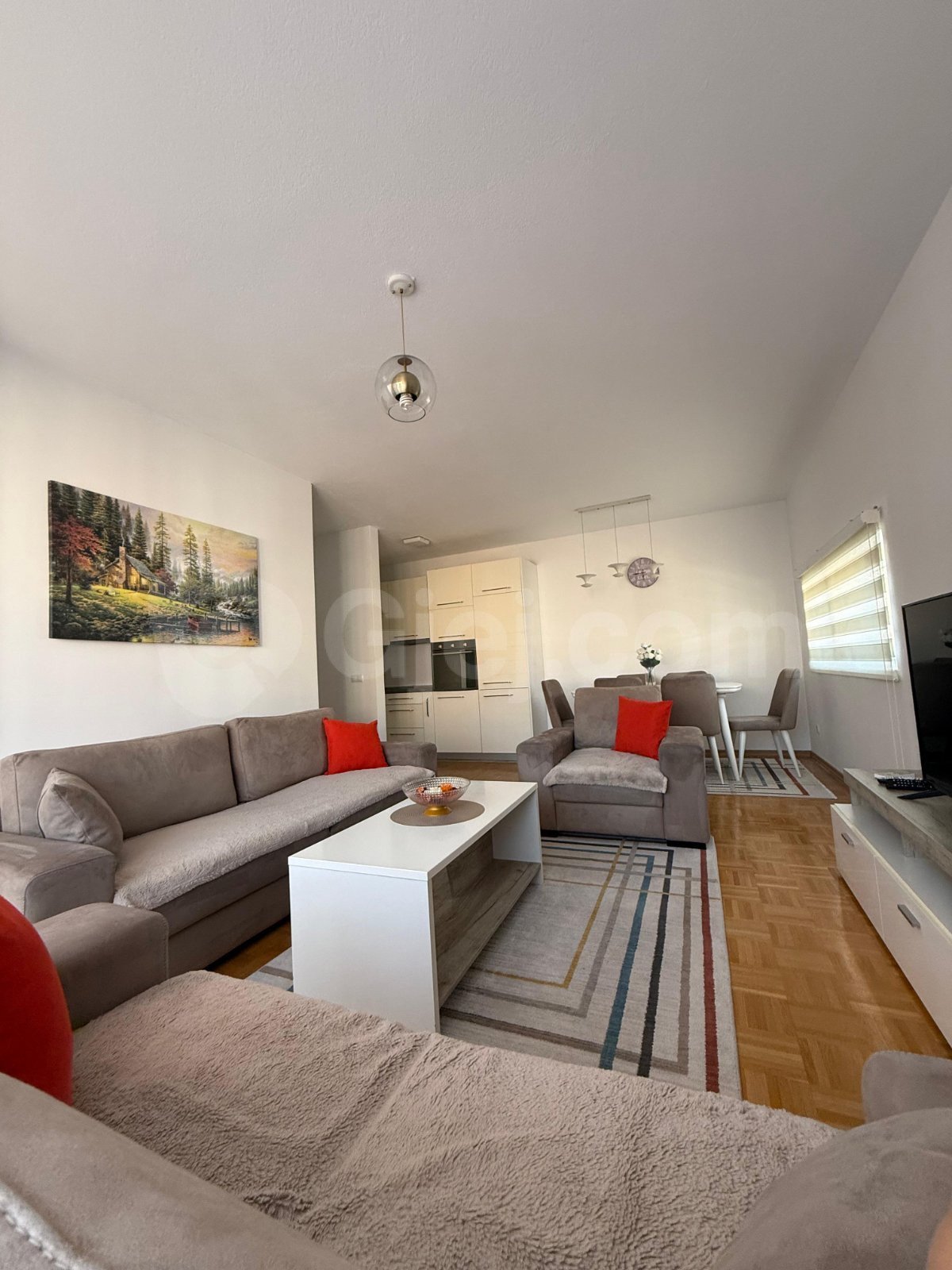 BANESË ME QIRA 2+1 NË MATIN 1