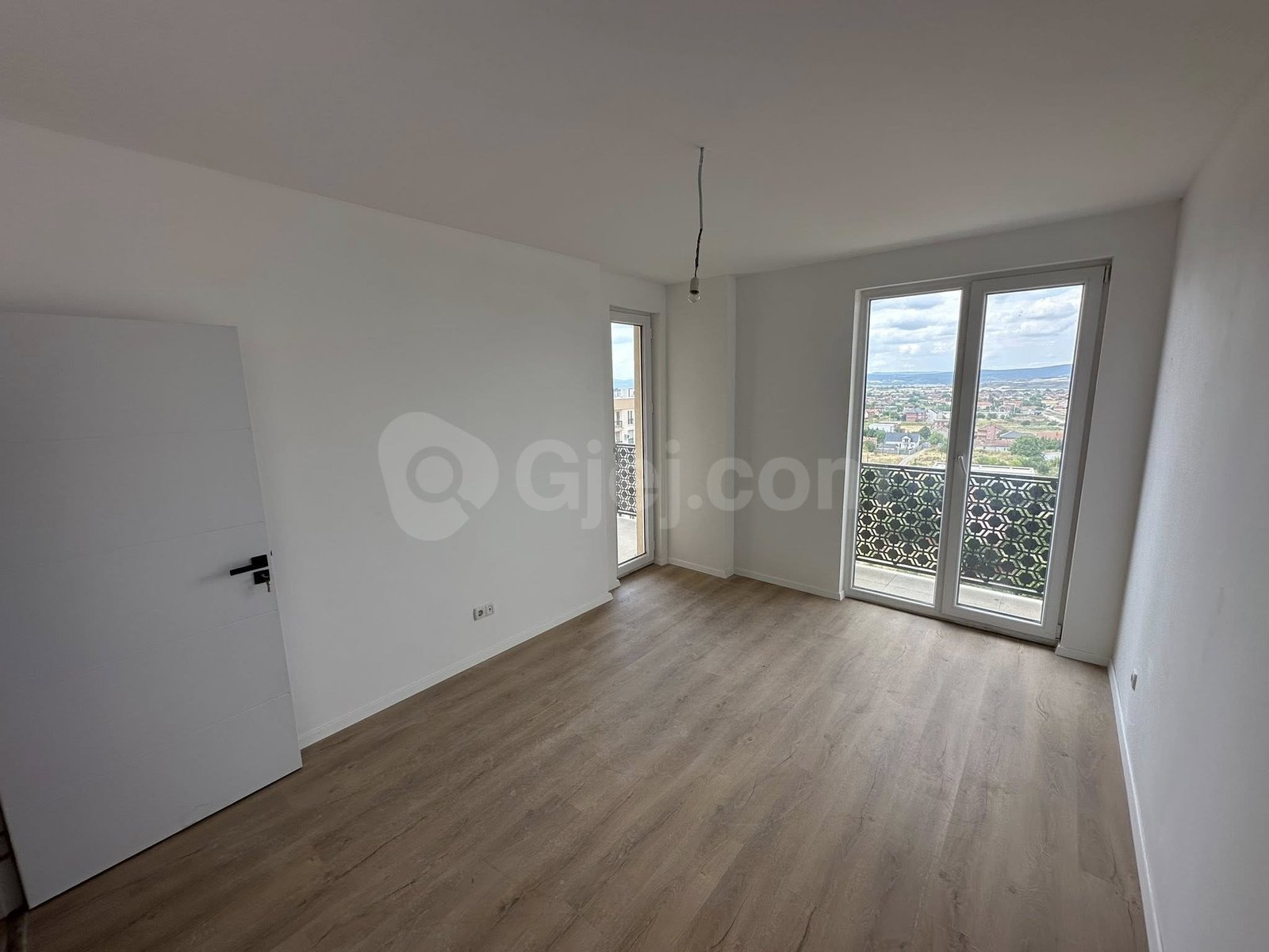 Banesë në #shitje me Fletë Poseduese në Fushë Kosovë