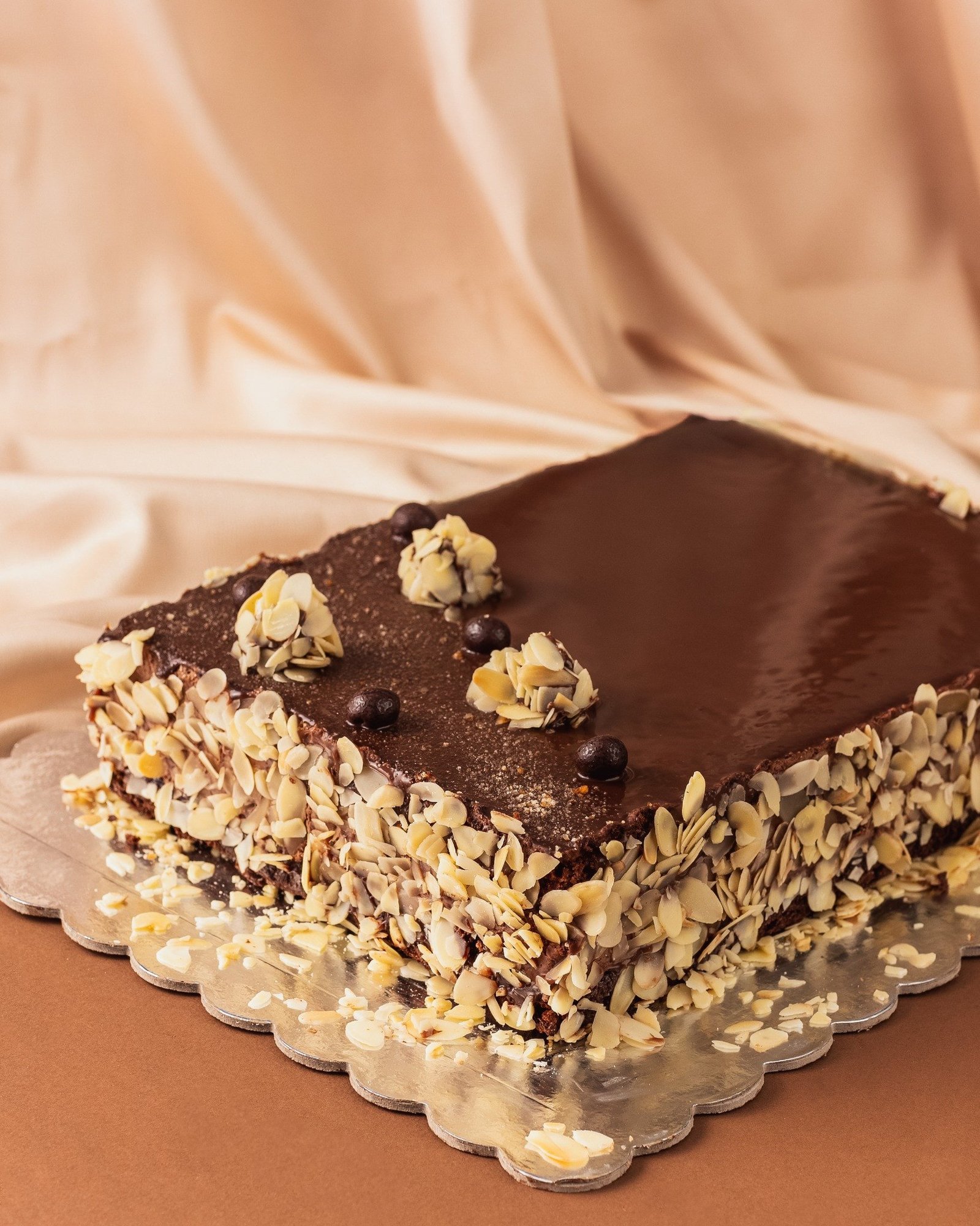 Ferrero tortë, për ditë më të ëmbla!