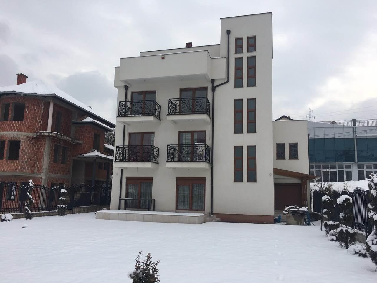 Shtepi me qera/shitje ne Germi