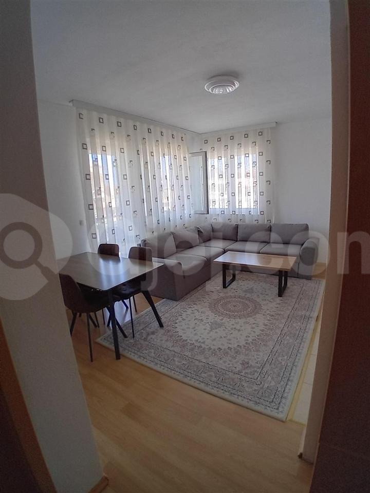Banesë me qira 1+1 në Bregun e Diellit