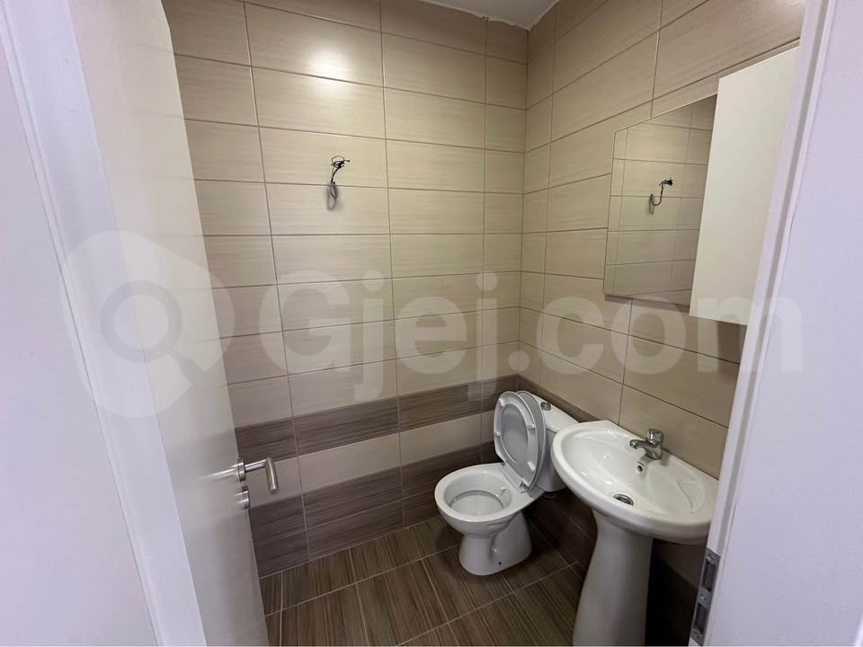 Thumbnail image 8