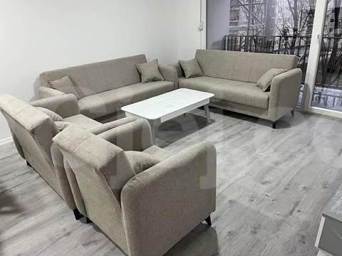 Banesë me qira 2+1 në Fushë Kosovë