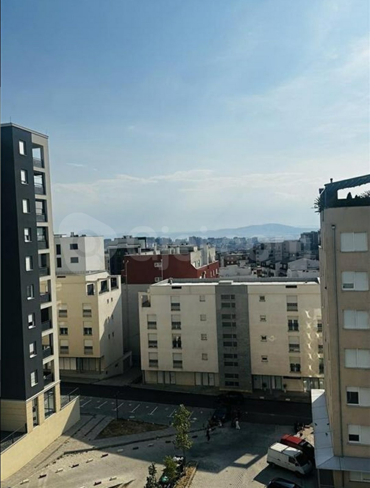 Thumbnail image 8
