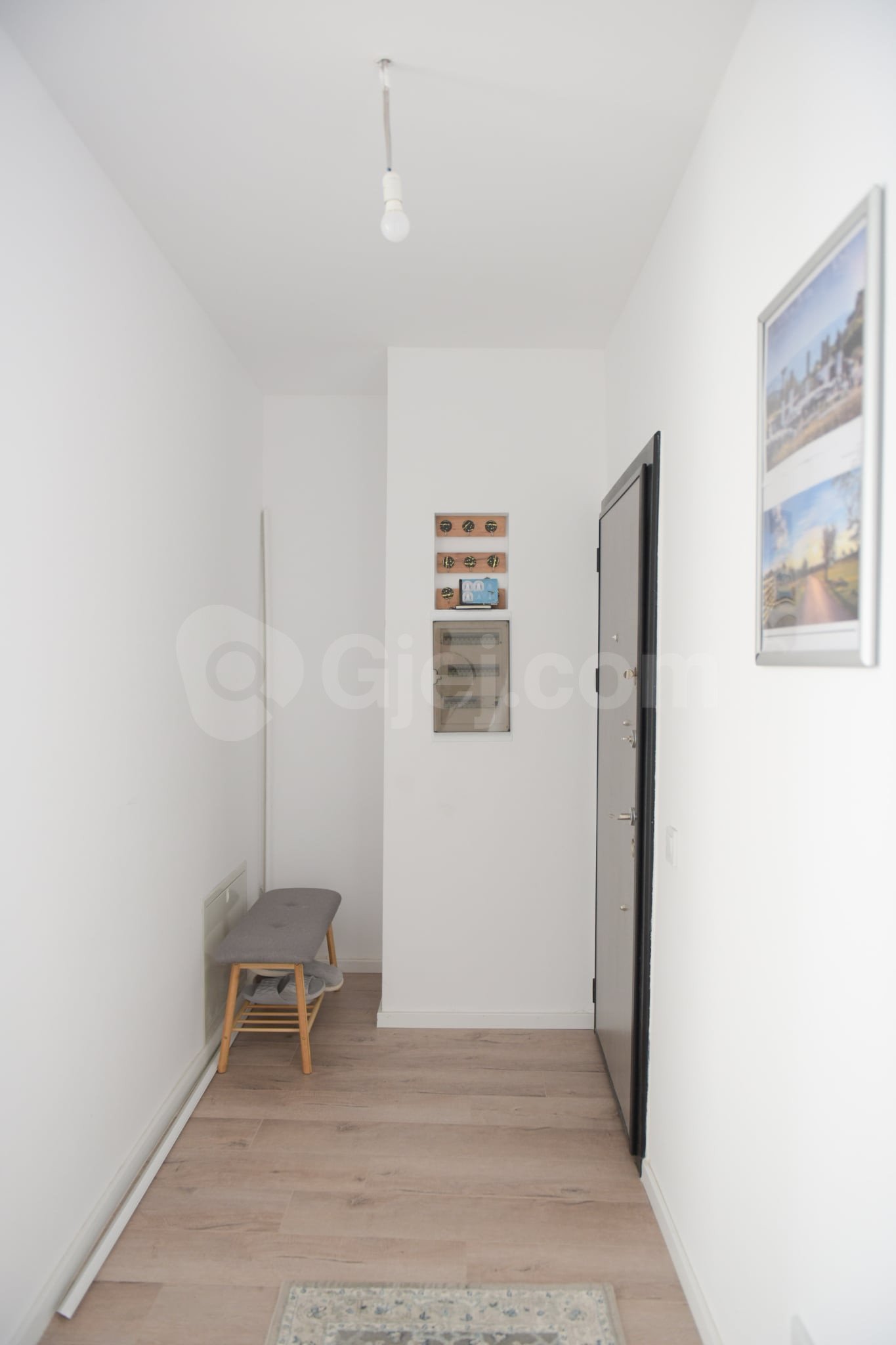 Thumbnail image 8