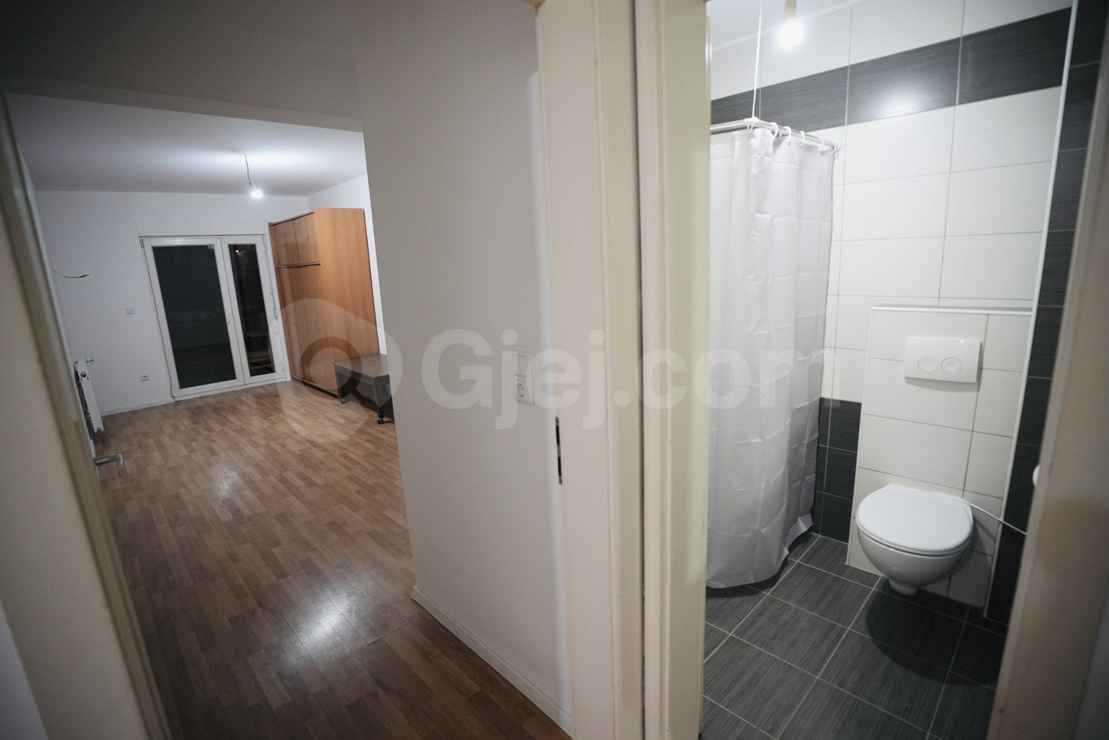 Thumbnail image 5