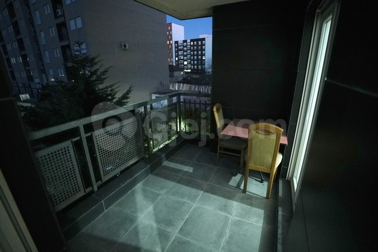 Thumbnail image 7