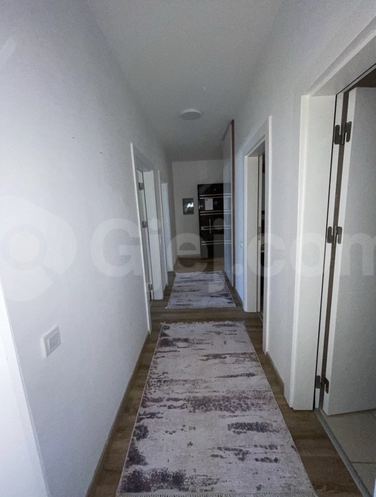 Thumbnail image 9