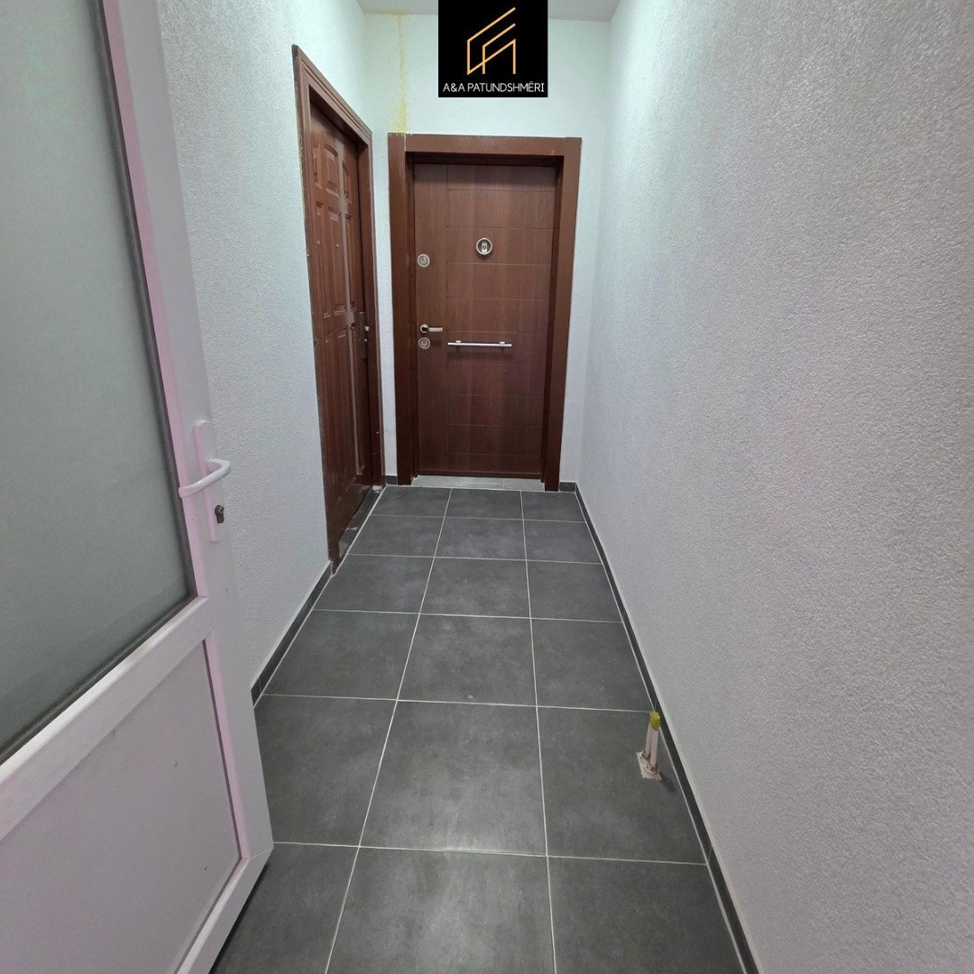 Thumbnail image 12