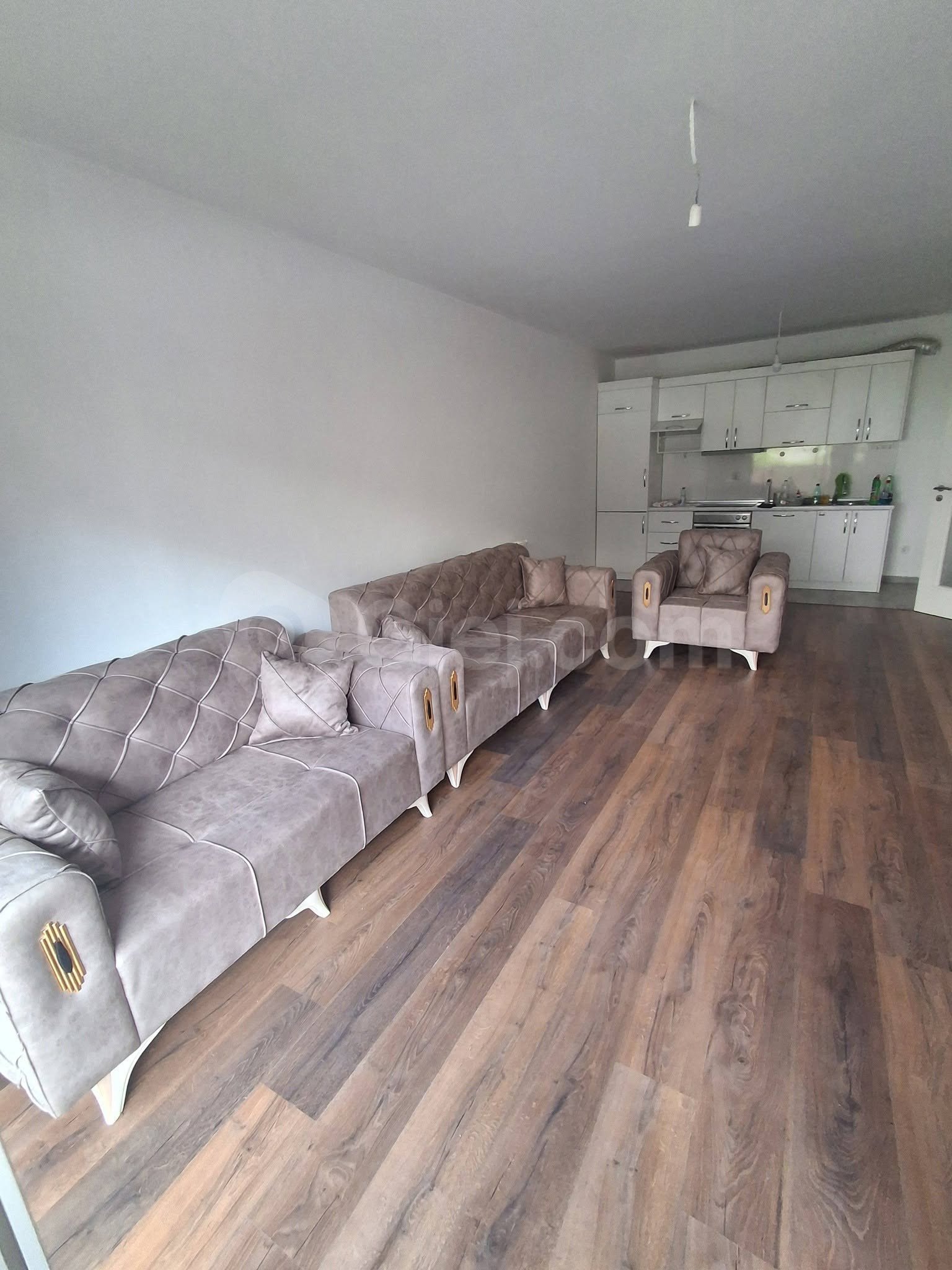 Banesë me qira 2+1 në Matin 1