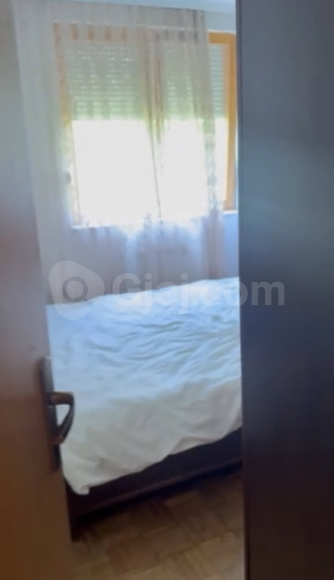 Thumbnail image 4