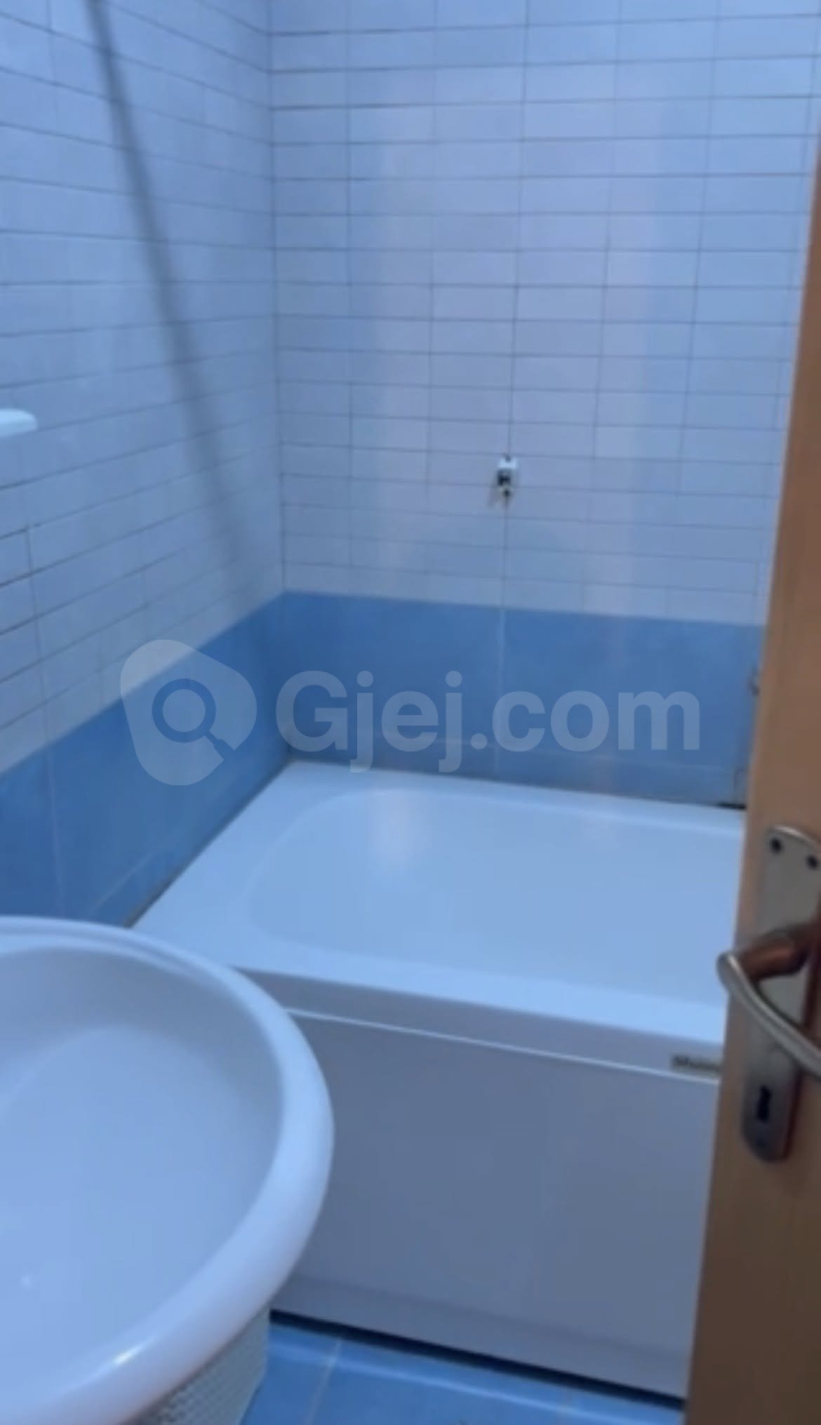 Thumbnail image 7