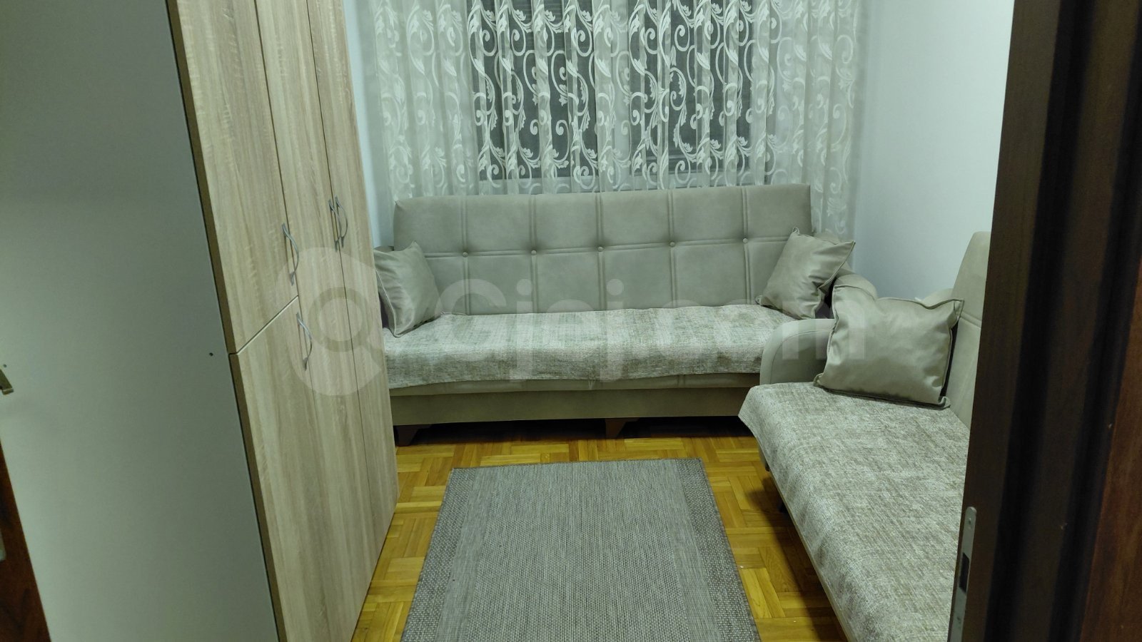 Thumbnail image 4