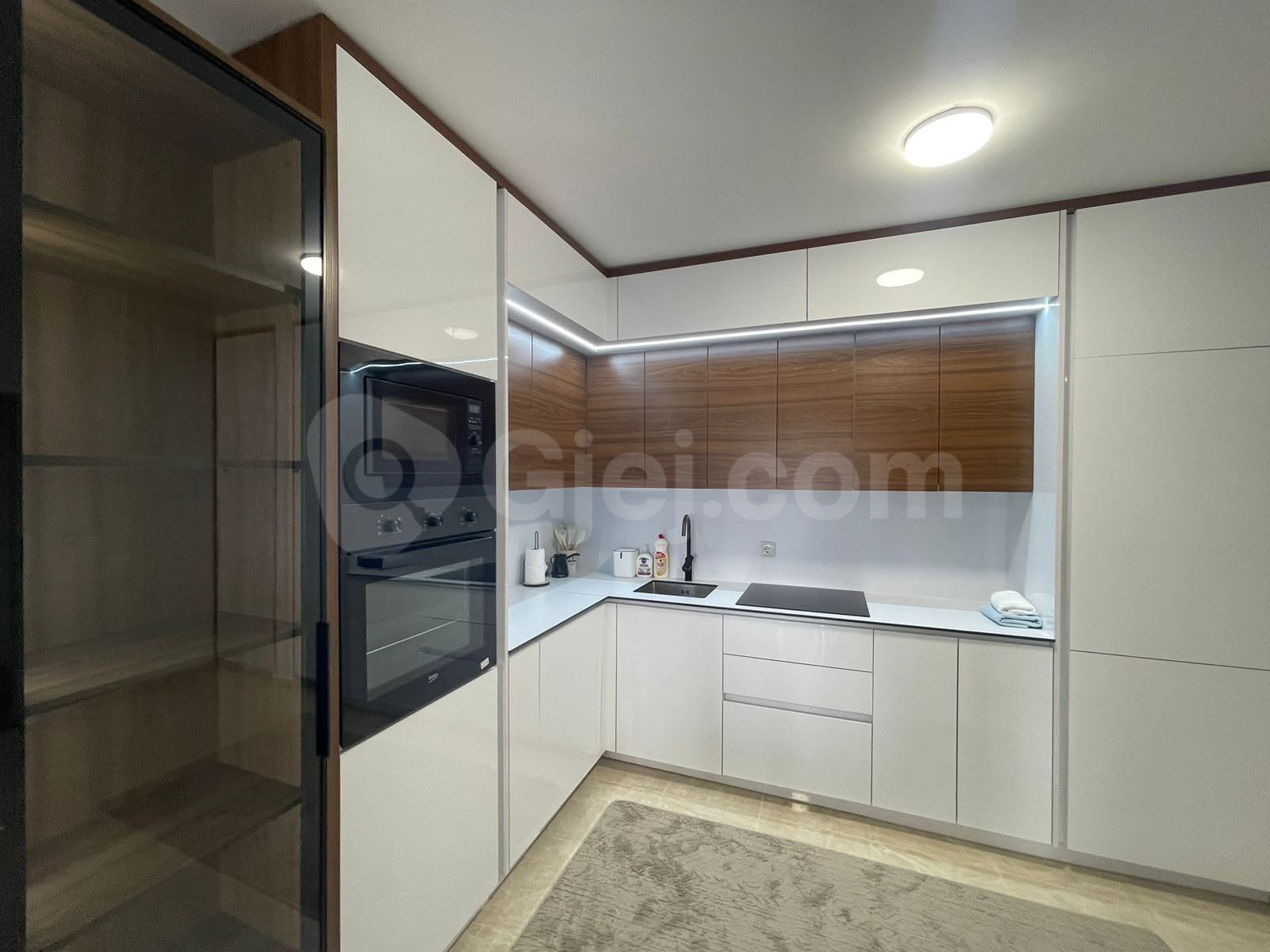 Thumbnail image 2