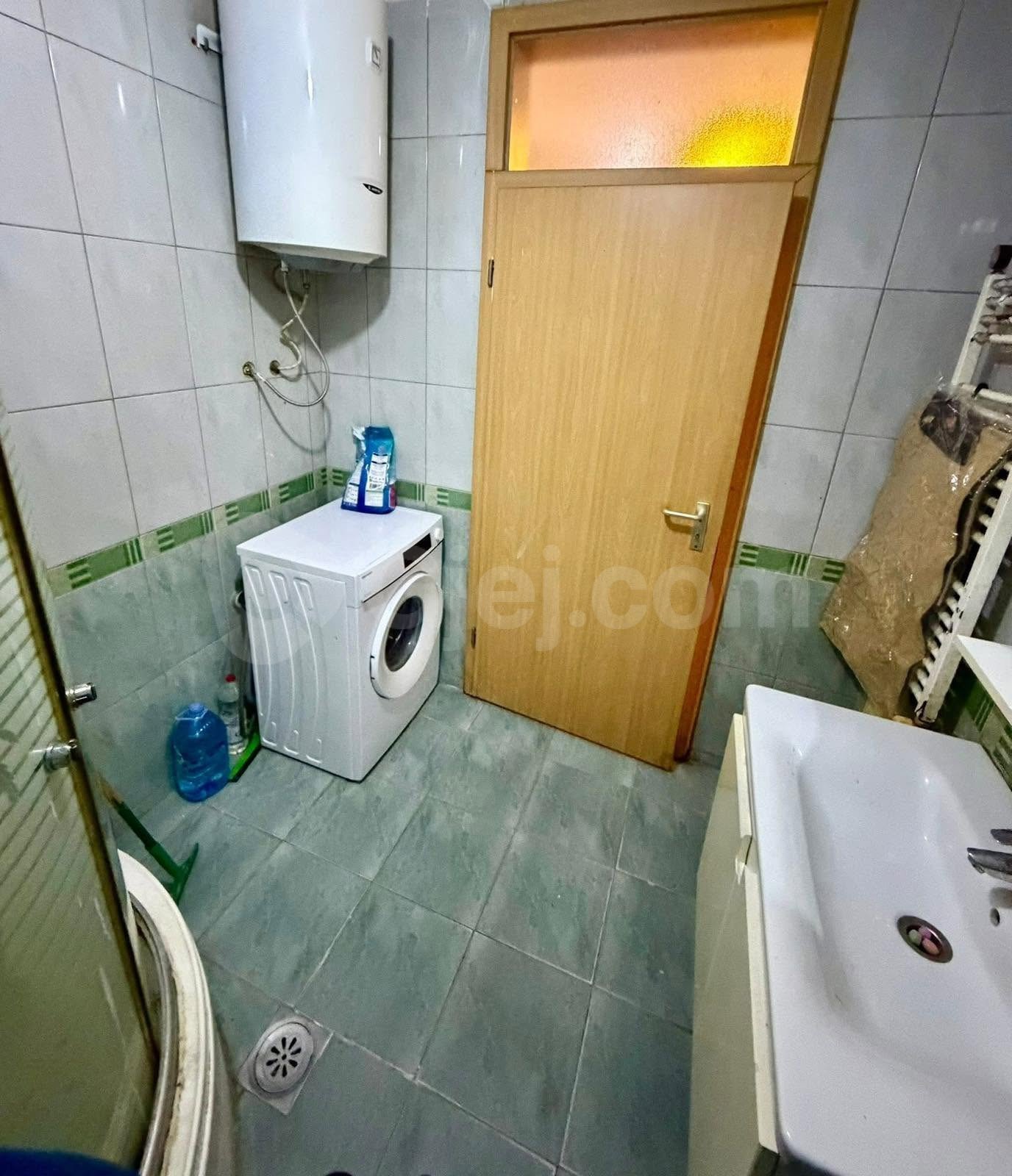 Thumbnail image 10