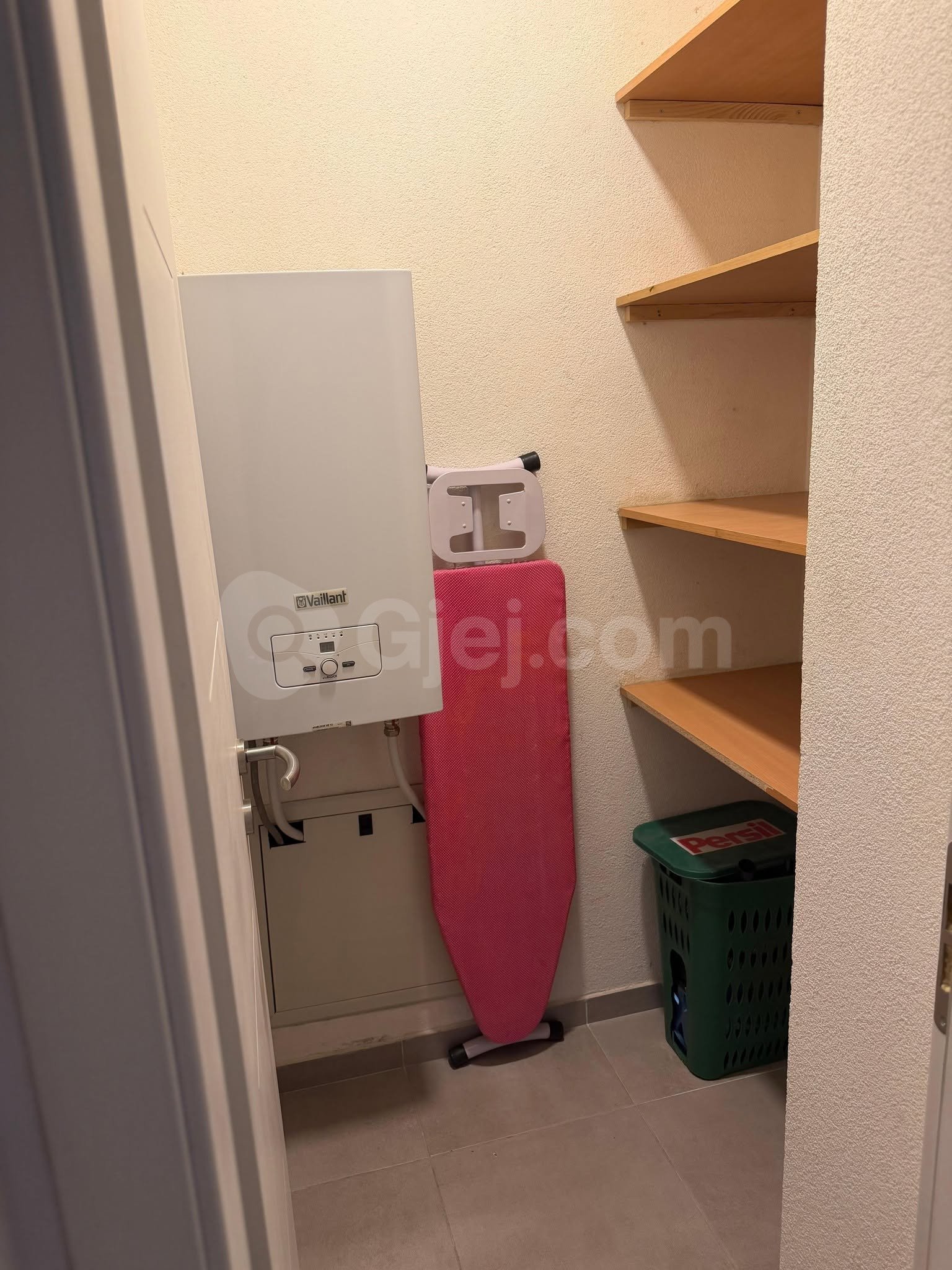 Thumbnail image 8