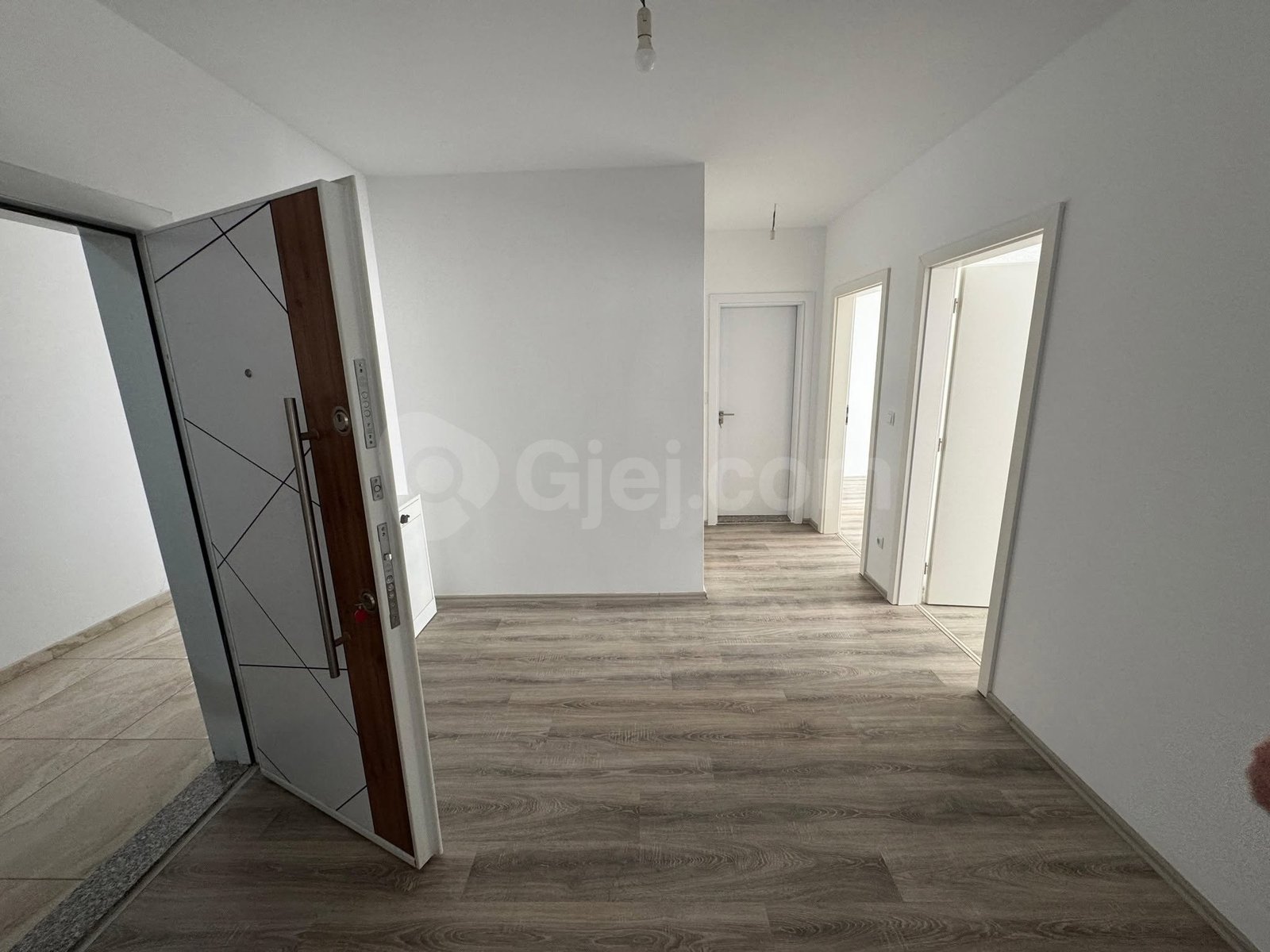 Thumbnail image 6