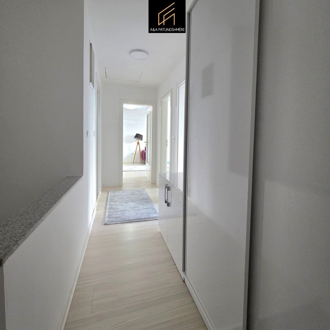 Thumbnail image 12
