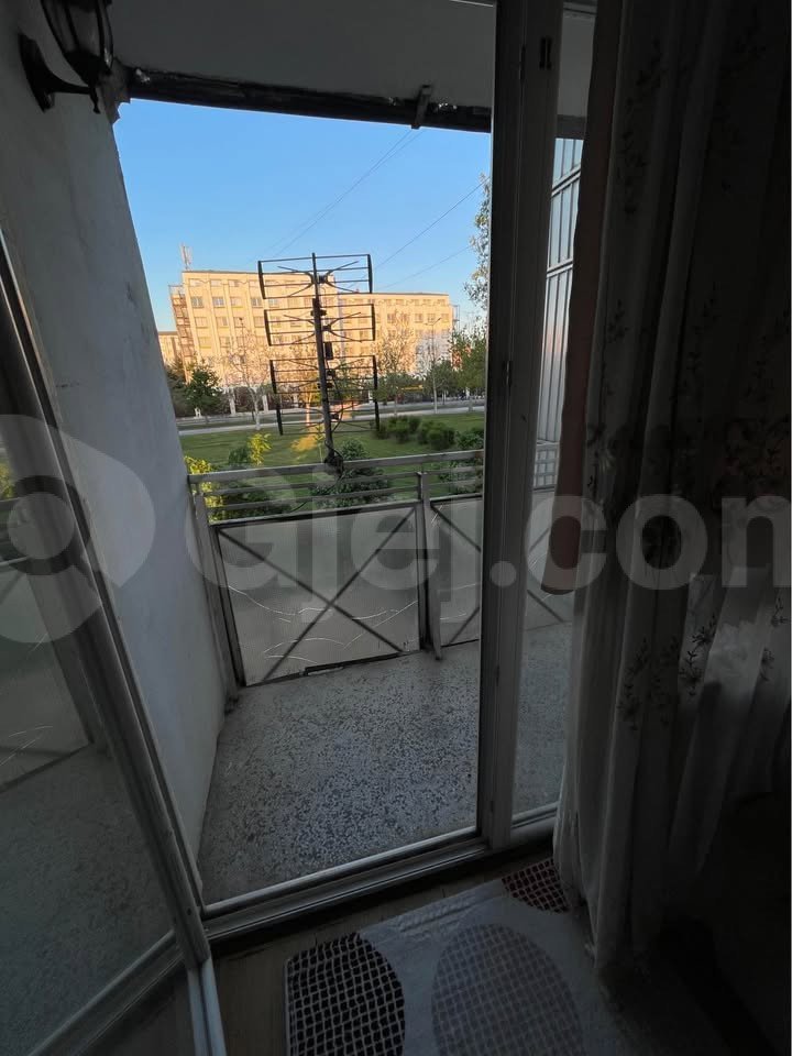 Thumbnail image 6
