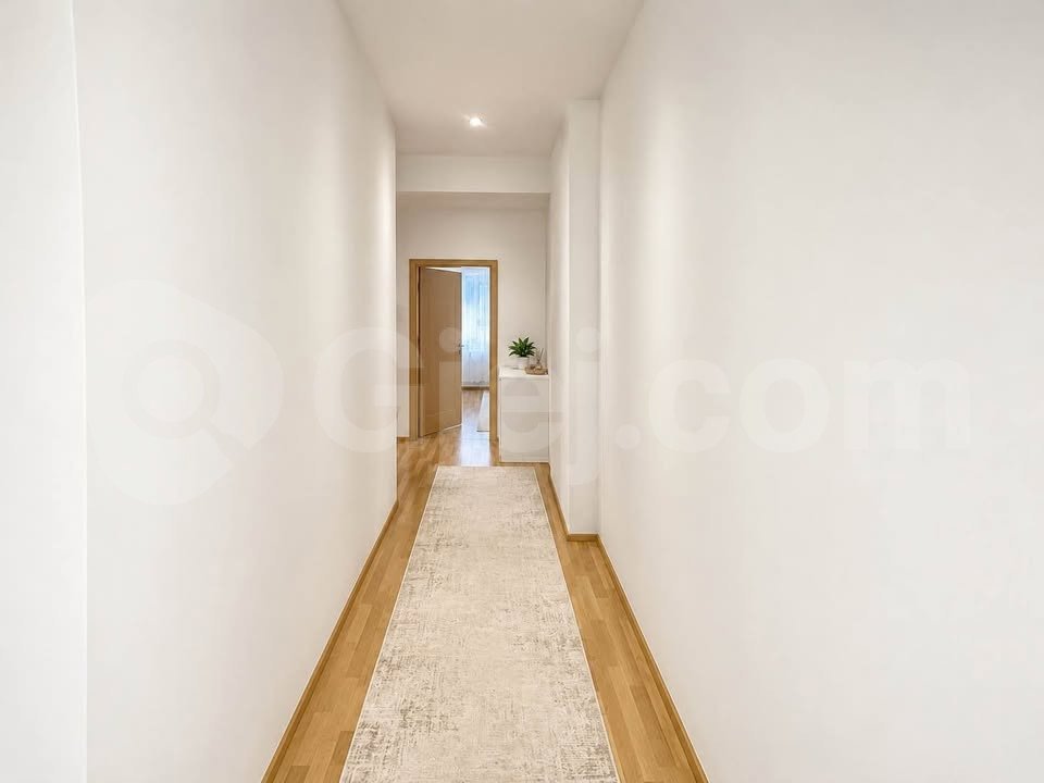 Thumbnail image 5