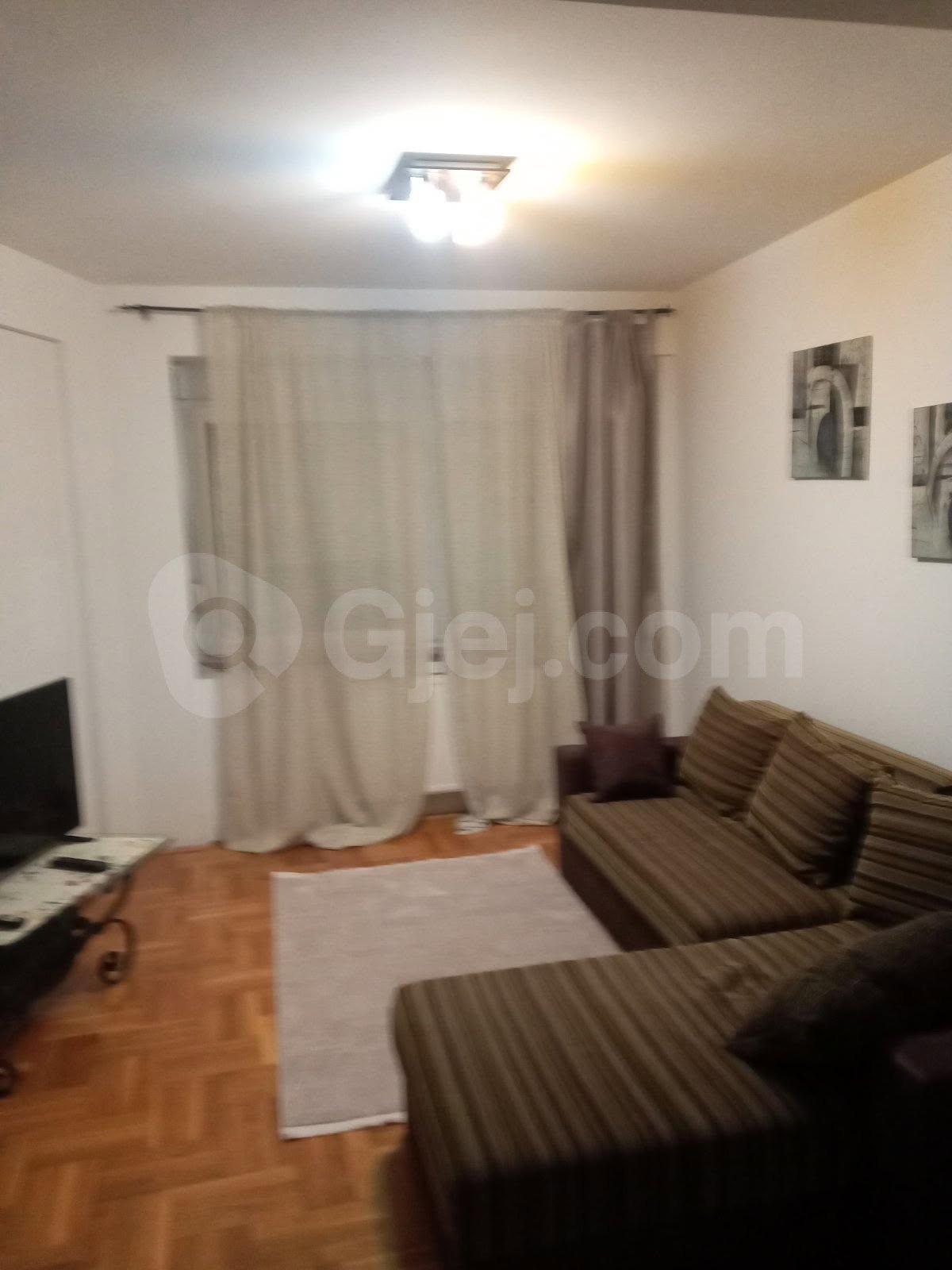 Banesë me qira 1+1 në Kalabri (Emshir)