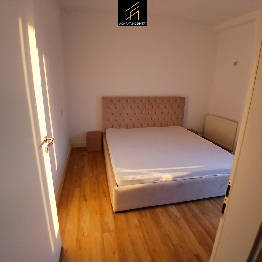 Thumbnail image 6