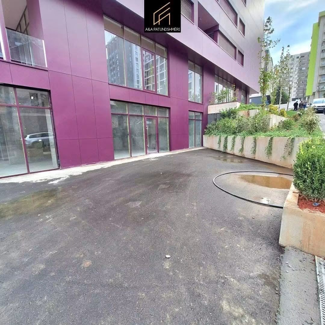 Thumbnail image 1