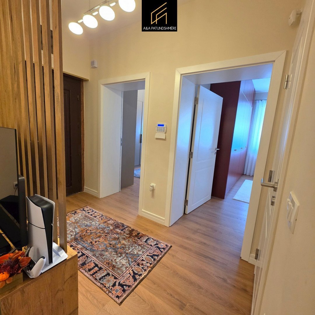 Thumbnail image 10