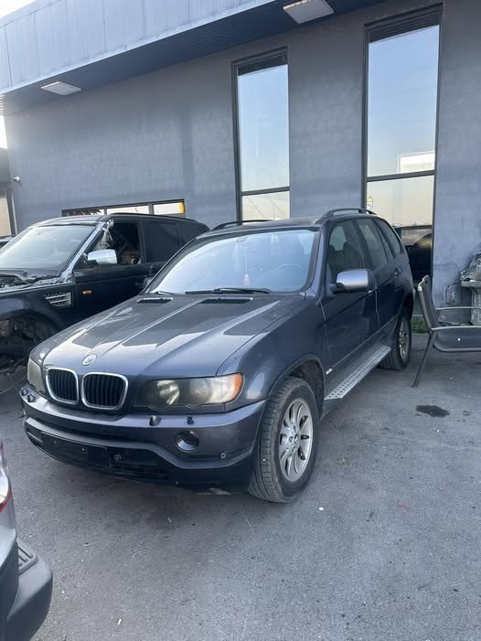 BMW X5 3.0D per pjes