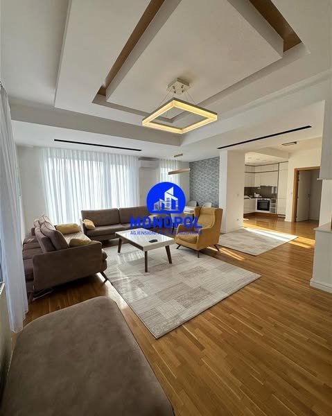 Penthouse Modern me qira në Lagjën e Spitalit