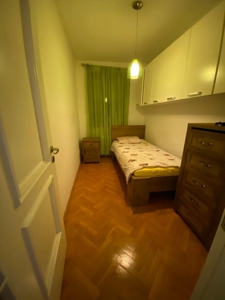 Thumbnail image 6