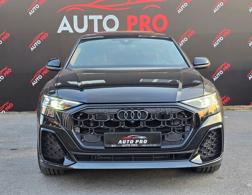 New Audi Q8 50TDI S-Line Quattro Black Edition