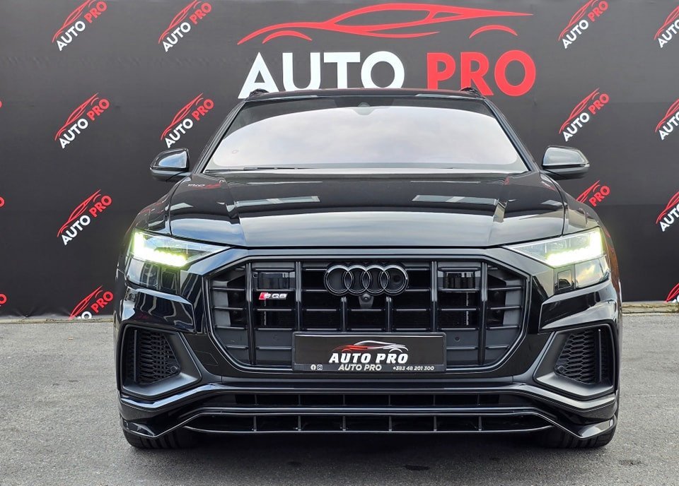 AUDI SQ8