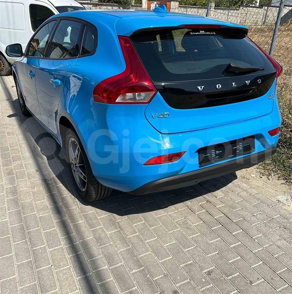 VOLVO V40 D2 1.6 automatik