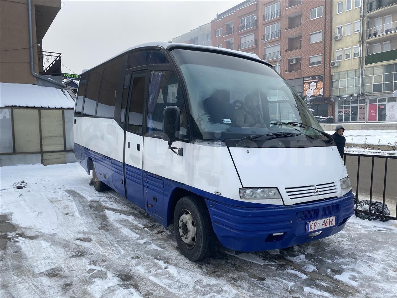 Minibus Mercedes 814