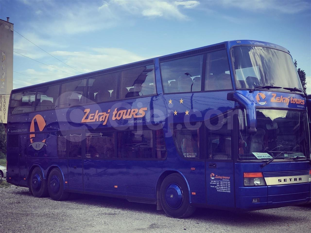 Setra 328 DT