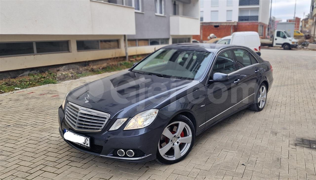 Mercedes E350